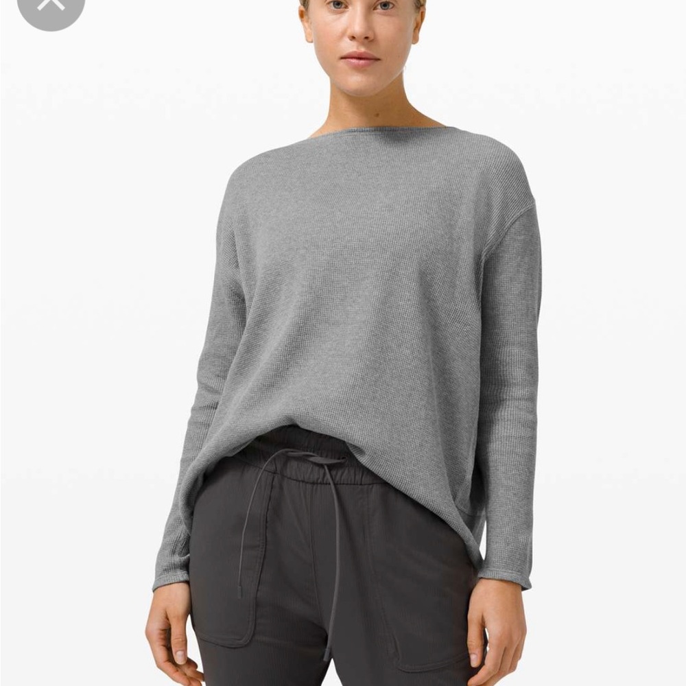 Lululemon Back in Action waffle tee